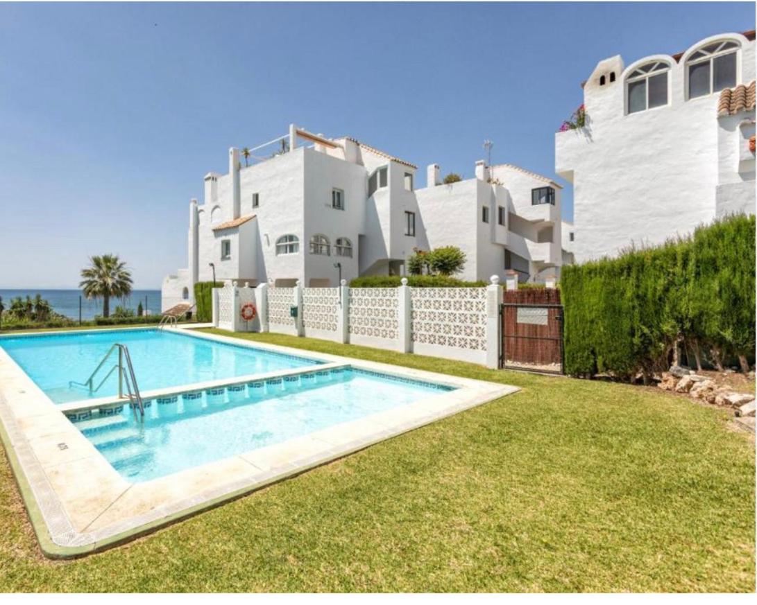 Playa Cristo Amazing Beach Terrace Appartment Эстепона Экстерьер фото